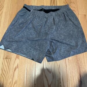Lululemon lined shorts xl
